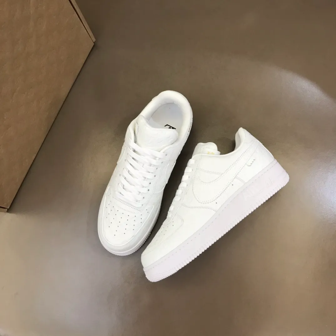 Men's shoes 💰p440 "*OUIS *UITTO*" x OFF-WHITE x Nike tripartite collaboration! Trendy and cool men's casual sports shoes with unrivaled color matching. The design idea basically continues the style of THE TEN. The Swoosh line and tongue label have a very familiar visual effect and are both fashionable and trendy! A must-have for fashionistas! The effect on your feet is absolutely stunning! Size: 38-45